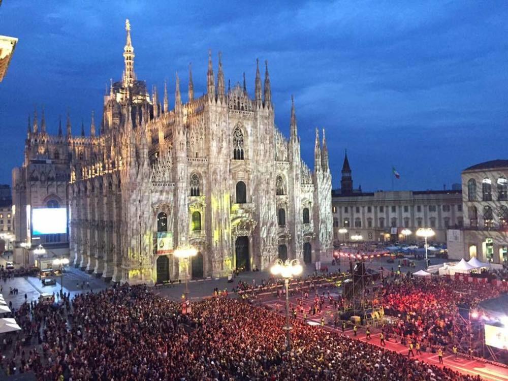 The Glamore Milano Duomo Hotel Exterior photo