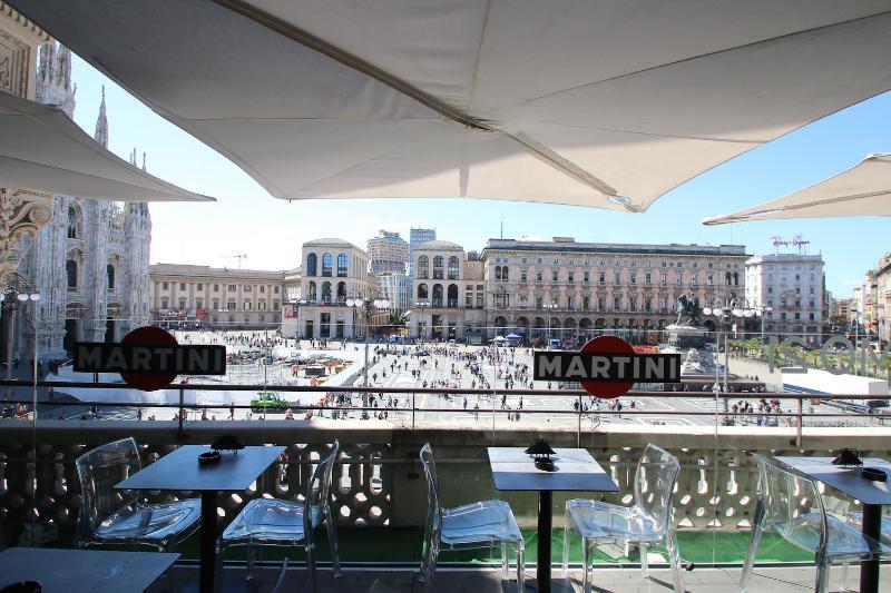 The Glamore Milano Duomo Hotel Exterior photo